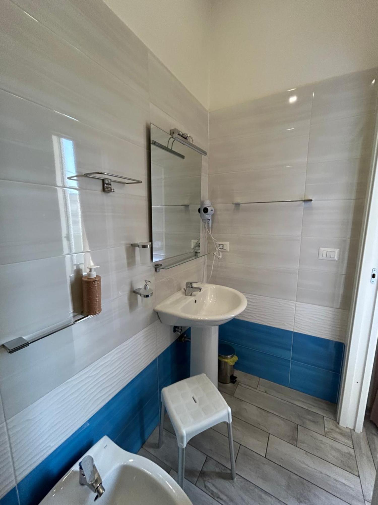 B&B Napoli Centrale N 74 Екстер'єр фото