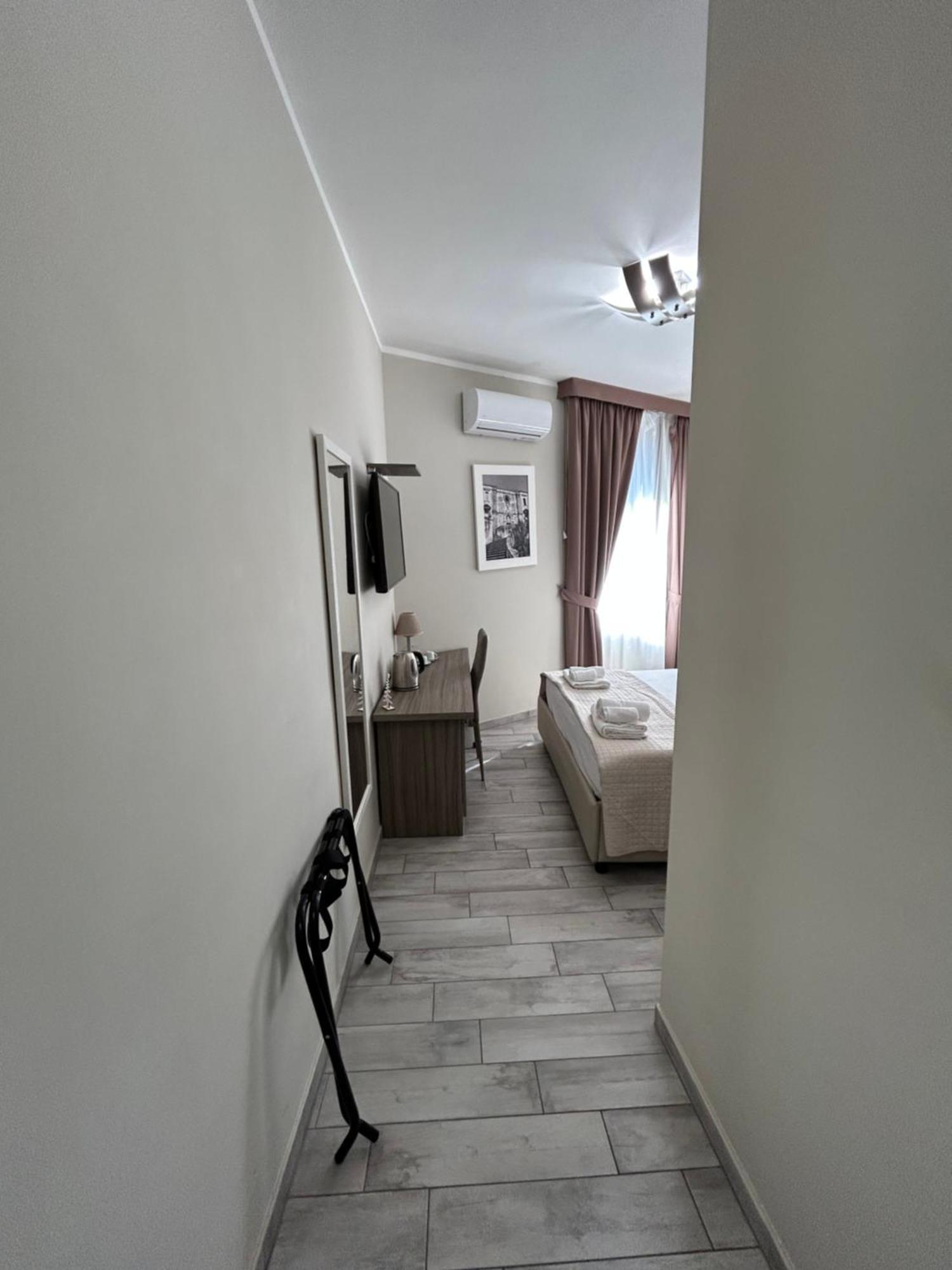 B&B Napoli Centrale N 74 Екстер'єр фото