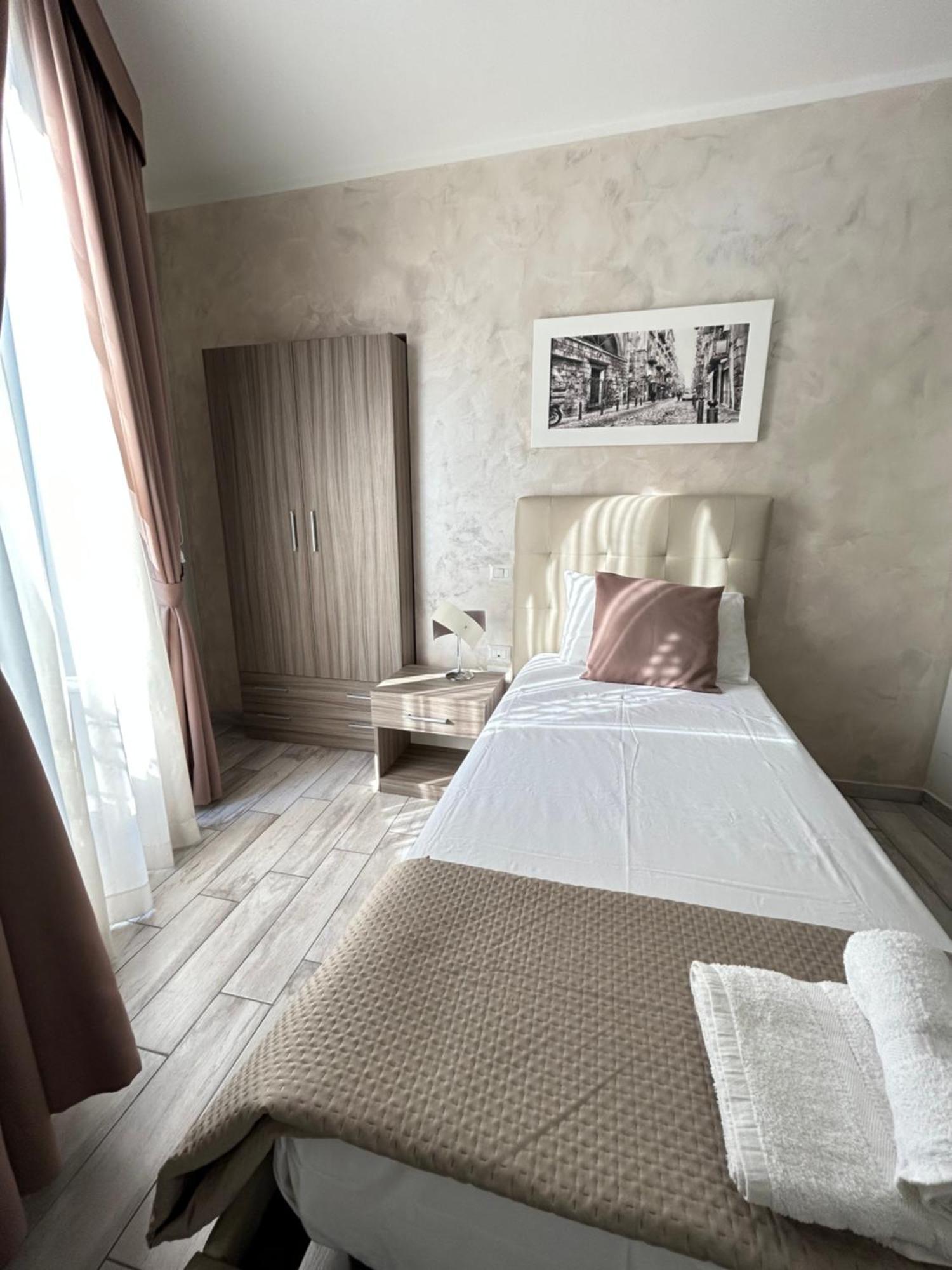 B&B Napoli Centrale N 74 Екстер'єр фото