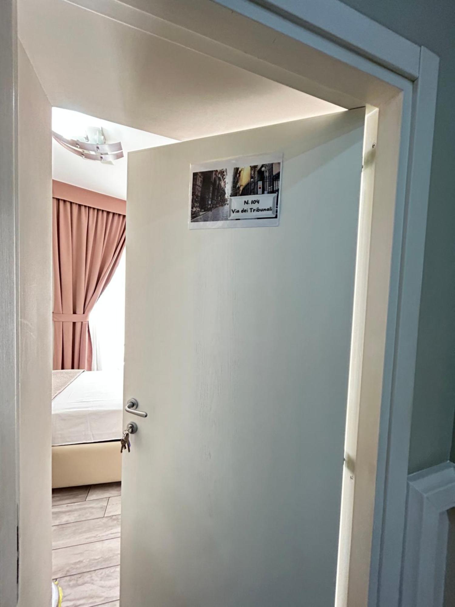 B&B Napoli Centrale N 74 Екстер'єр фото
